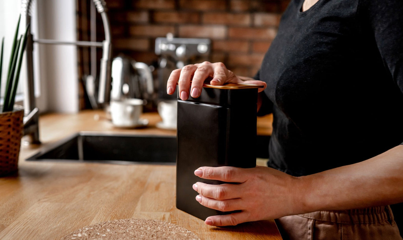 How to store coffee beans at home (freshness without fuss)